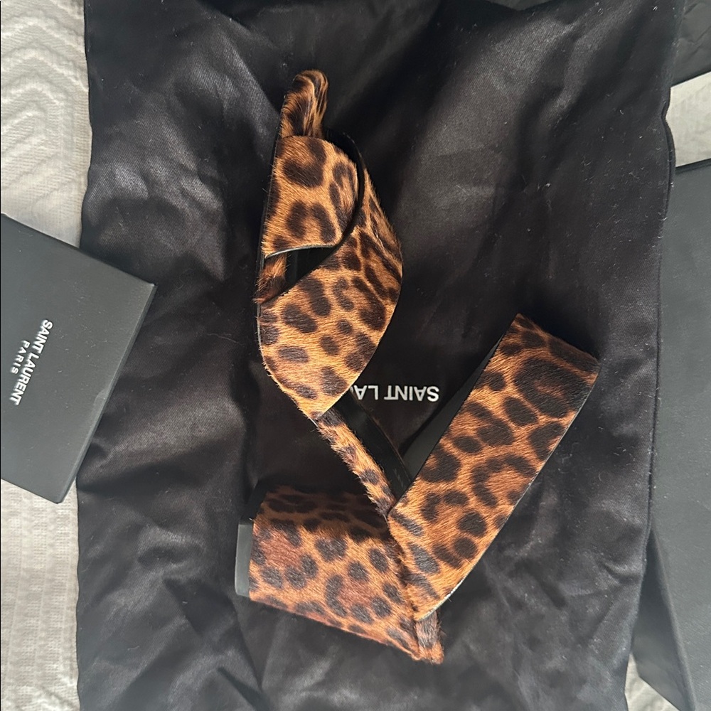 Saint Laurent Oak 75 Mule Sandals - Picture 8 of 15